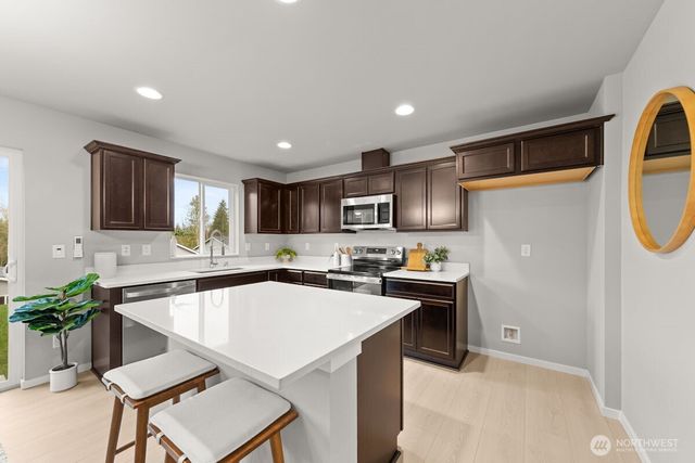 7435 45TH Place NE, Marysville, WA 98270