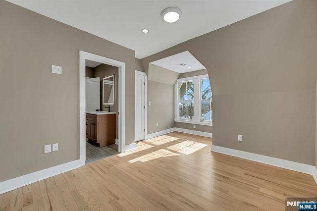 49 Park Avenue 2, Madison Borough, NJ 07940