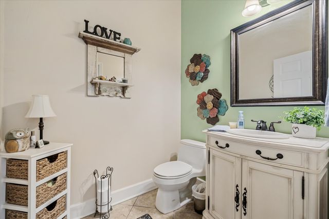 27368 ST HWY 19, Athens, TX 75752