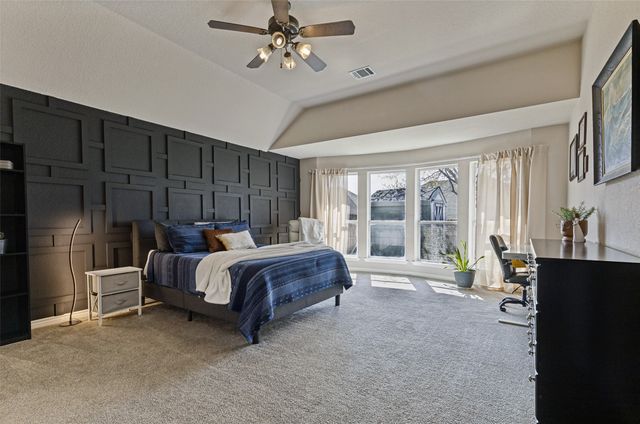 720 Date Court, Burleson, TX 76028