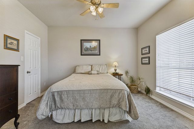 720 Date Court, Burleson, TX 76028