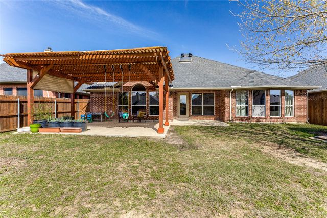 720 Date Court, Burleson, TX 76028
