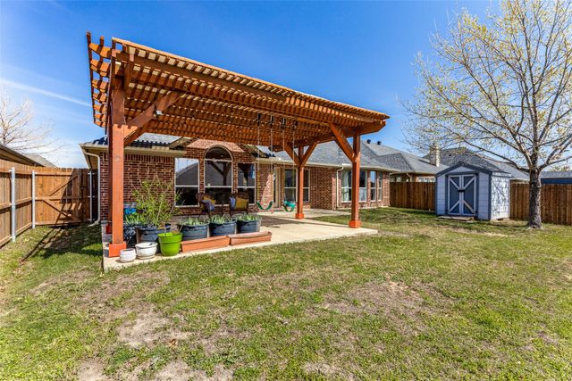 720 Date Court, Burleson, TX 76028