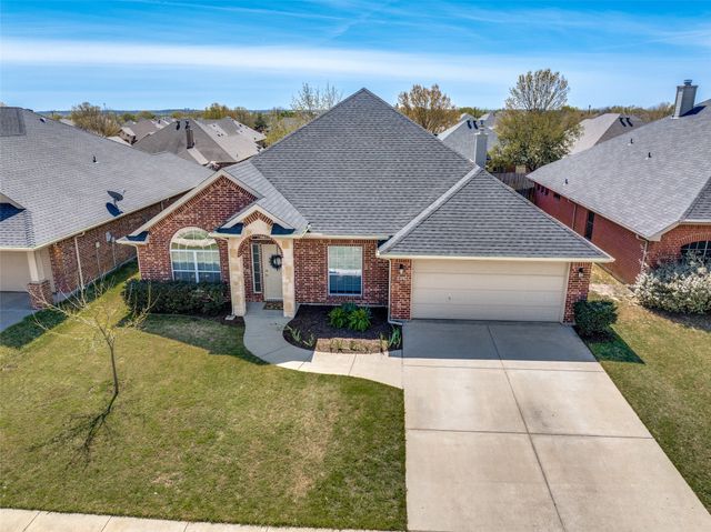 720 Date Court, Burleson, TX 76028