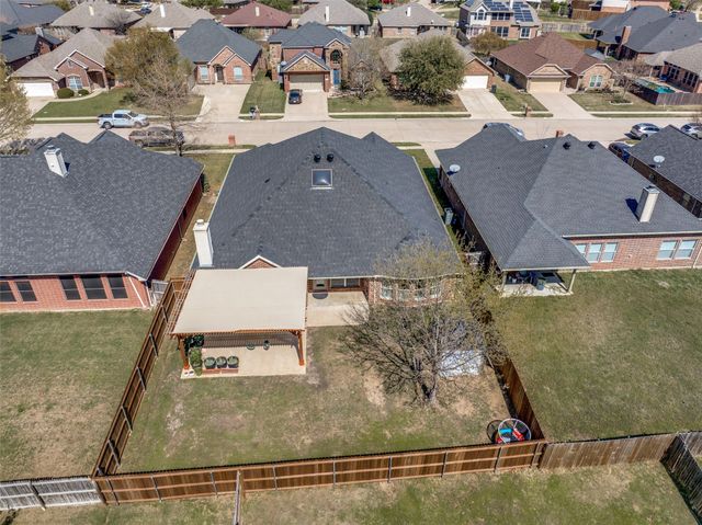 720 Date Court, Burleson, TX 76028