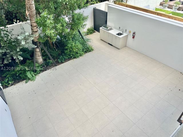 2200 Brickell Ave. GV02, Miami, FL 33129