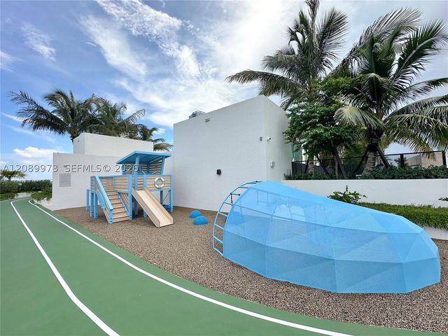 2200 Brickell Ave. GV02, Miami, FL 33129