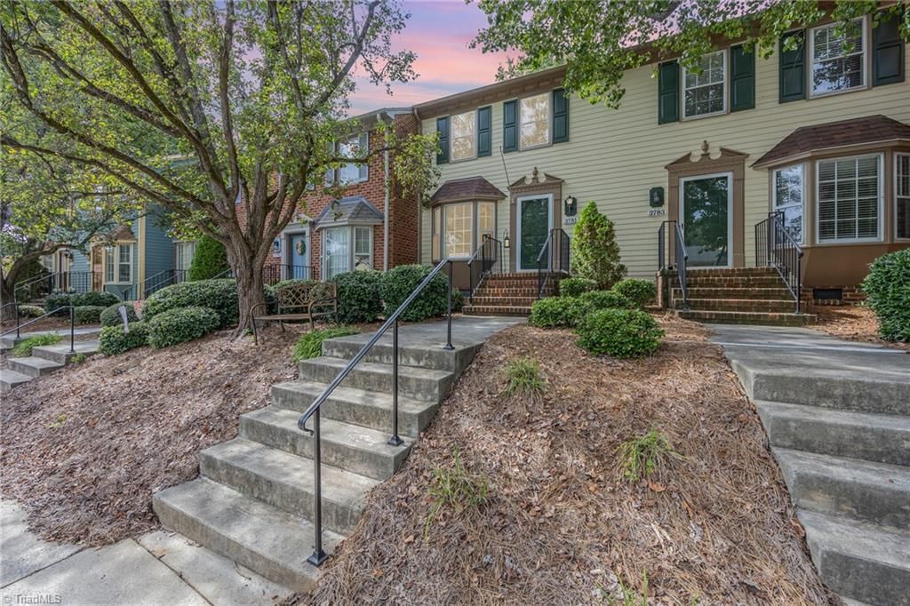 3781 Greenes Crossing, Greensboro, NC 27410