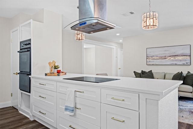 1104 Waggoner Drive, Arlington, TX 76013