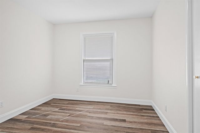 1104 Waggoner Drive, Arlington, TX 76013