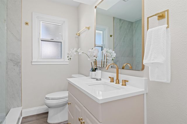 1104 Waggoner Drive, Arlington, TX 76013