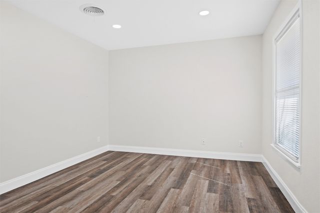 1104 Waggoner Drive, Arlington, TX 76013