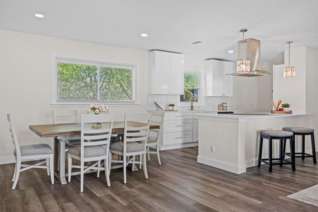 1104 Waggoner Drive, Arlington, TX 76013