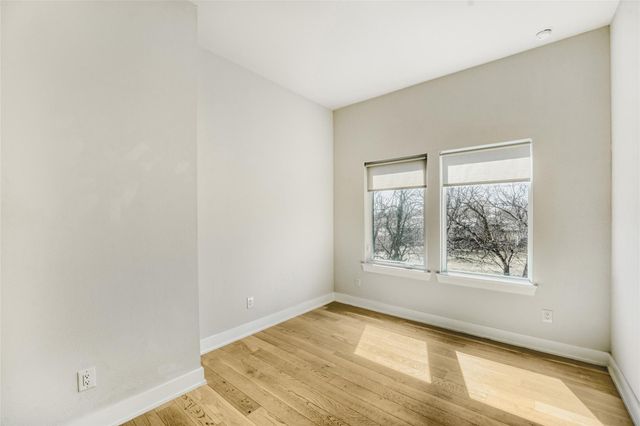 5002 Pecan Springs RD 6, Austin, TX 78723