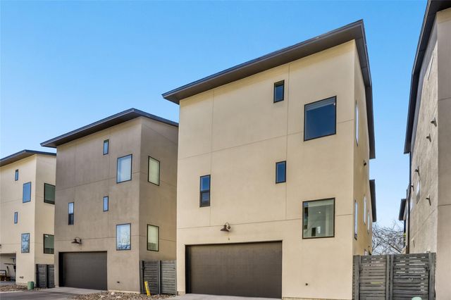 5002 Pecan Springs RD 6, Austin, TX 78723