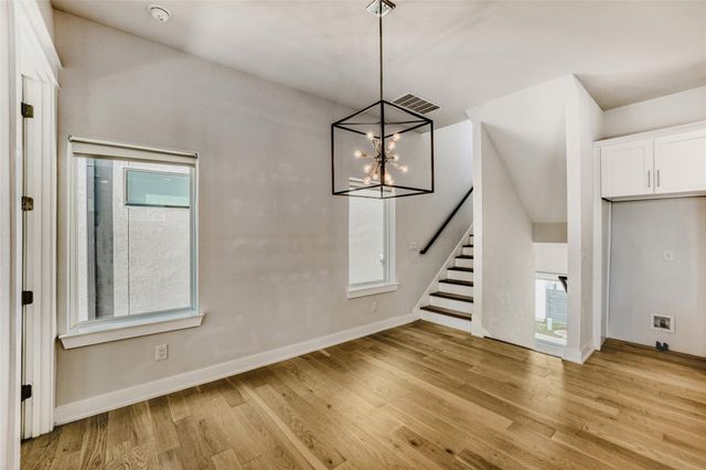 5002 Pecan Springs RD 6, Austin, TX 78723