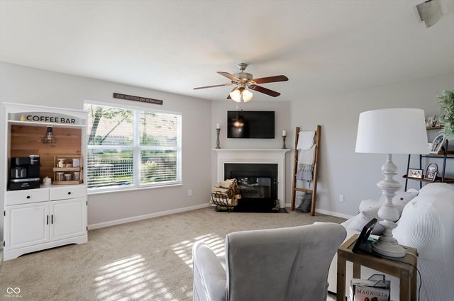 2247 Cedarmill Drive, Franklin, IN 46131