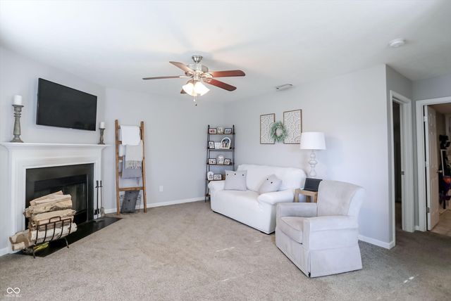 2247 Cedarmill Drive, Franklin, IN 46131