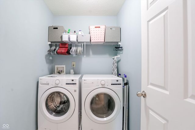 2247 Cedarmill Drive, Franklin, IN 46131