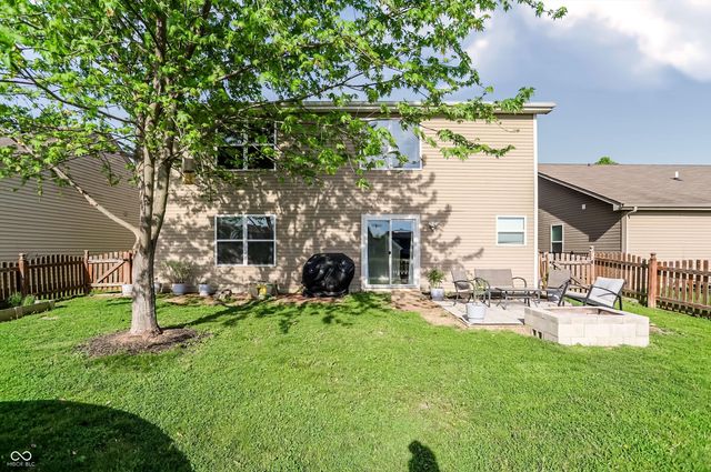 2247 Cedarmill Drive, Franklin, IN 46131