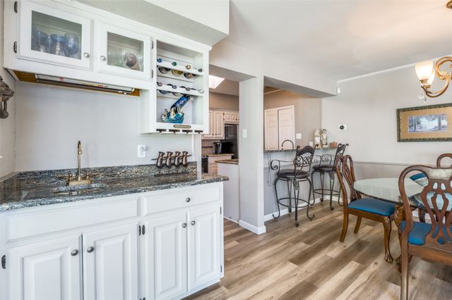 2707 Belmeade Drive, Carrollton, TX 75006