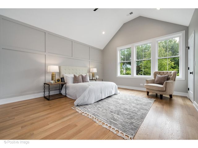 3107 N OAKLEY Avenue, Chicago, IL 60618