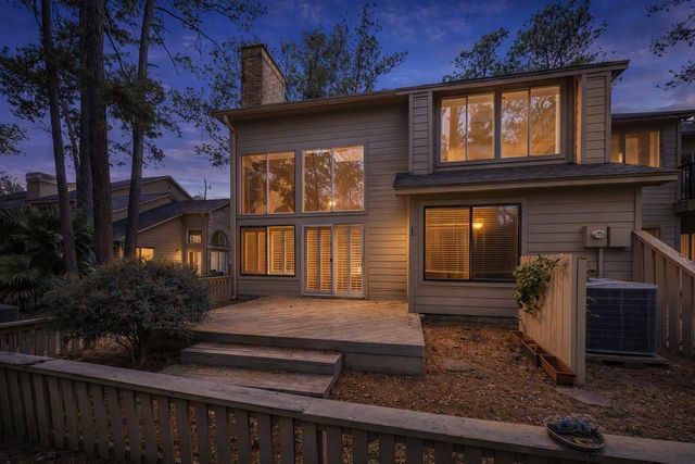 12 Lakeridge Drive, Spring, TX 77381