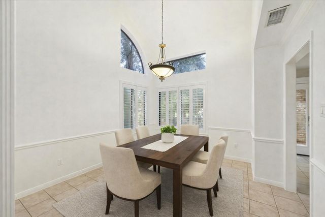 12 Lakeridge Drive, Spring, TX 77381