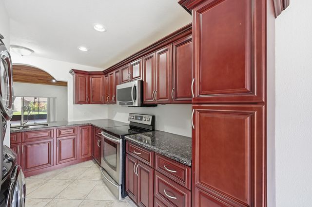 8336 NW 37th Place, Sunrise, FL 33351