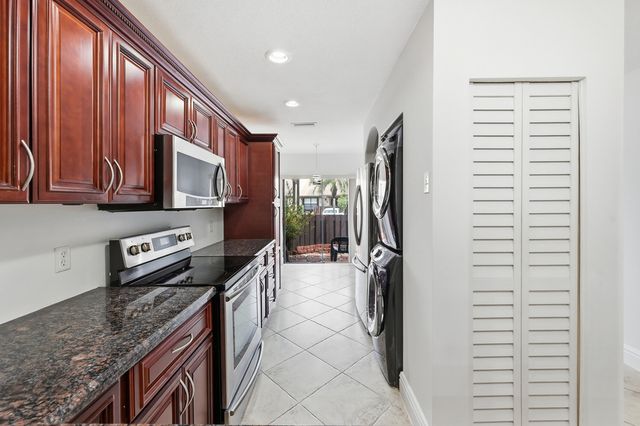 8336 NW 37th Place, Sunrise, FL 33351