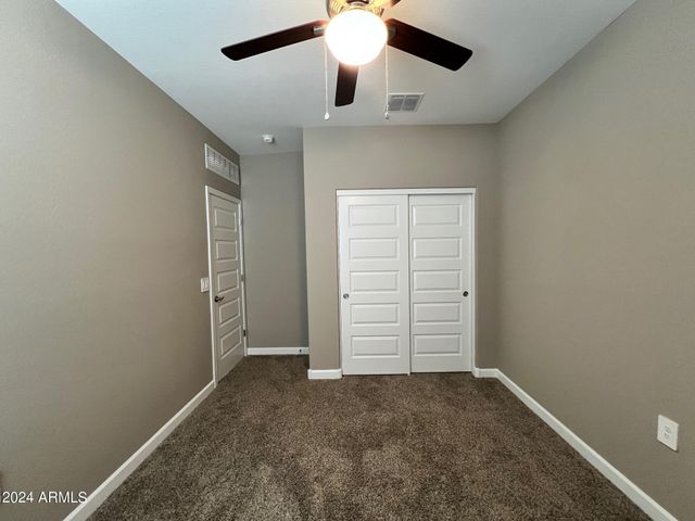 10424 S 54TH Lane, Laveen, AZ 85339