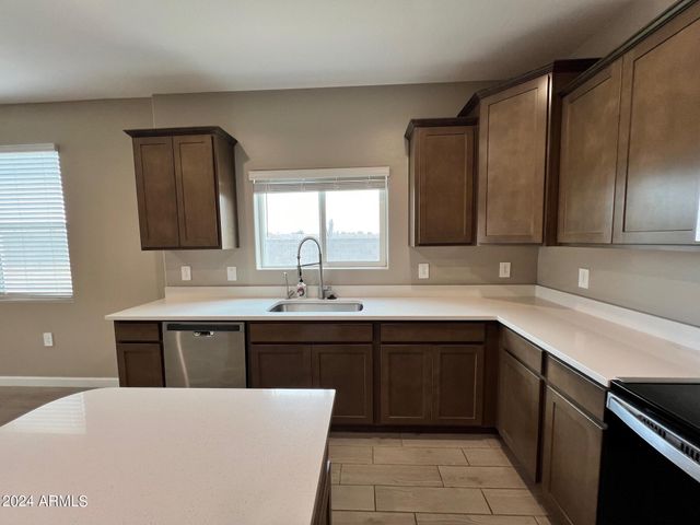 10424 S 54TH Lane, Laveen, AZ 85339