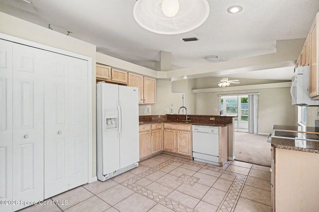 8054 Bracken Lane, Melbourne, FL 32940