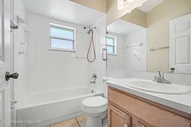 8054 Bracken Lane, Melbourne, FL 32940