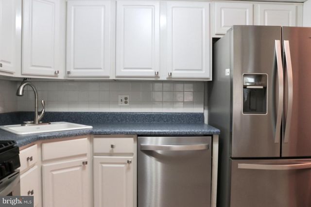 103 WOODHOLLOW DR., Marlton, NJ 08053