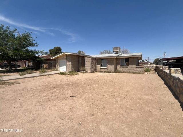 8725 CLAVEL Drive, El Paso, TX 79907