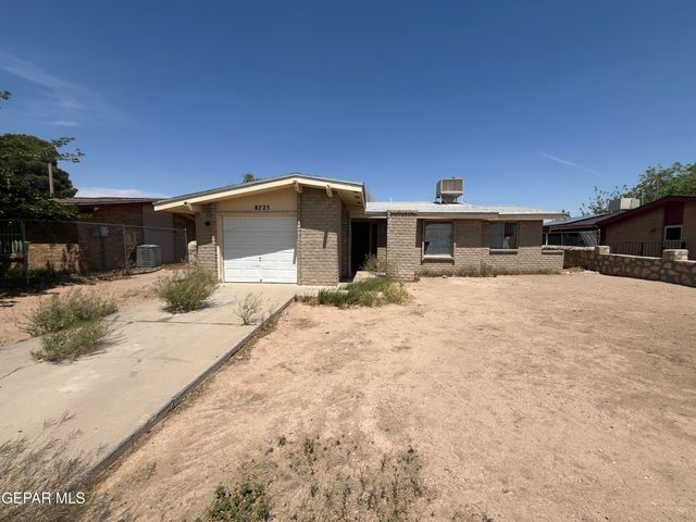 8725 CLAVEL Drive, El Paso, TX 79907