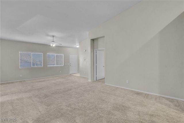 2052 Jade Creek Street 203, Las Vegas, NV 89117