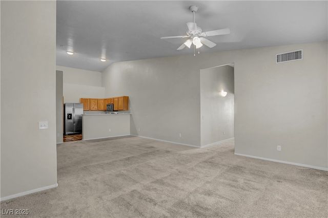 2052 Jade Creek Street 203, Las Vegas, NV 89117
