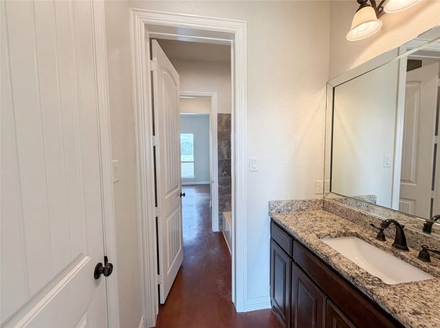 6411 Caliche Circle, Midlothian, TX 76065