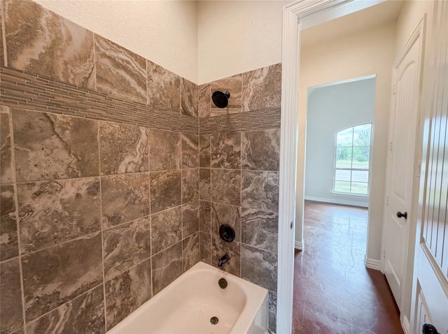 6411 Caliche Circle, Midlothian, TX 76065