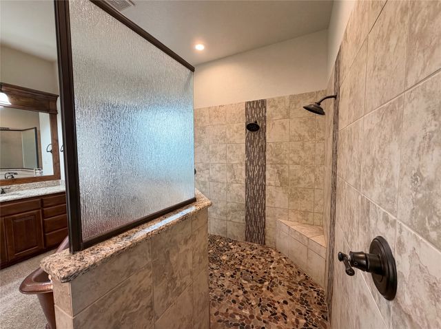 6411 Caliche Circle, Midlothian, TX 76065