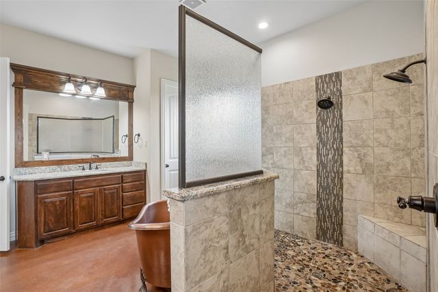 6411 Caliche Circle, Midlothian, TX 76065