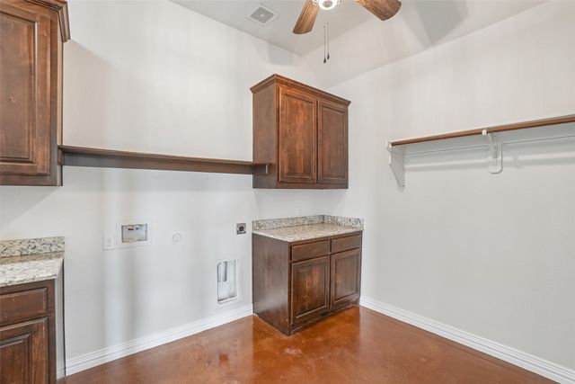 6411 Caliche Circle, Midlothian, TX 76065