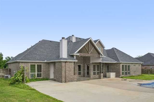 6411 Caliche Circle, Midlothian, TX 76065