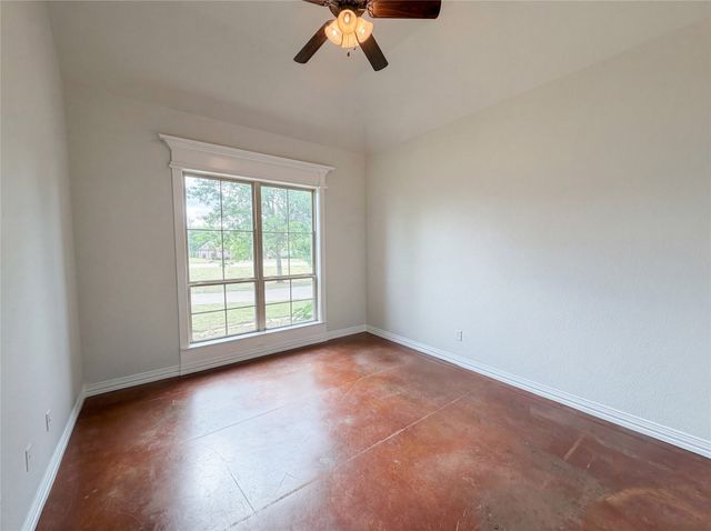 6411 Caliche Circle, Midlothian, TX 76065