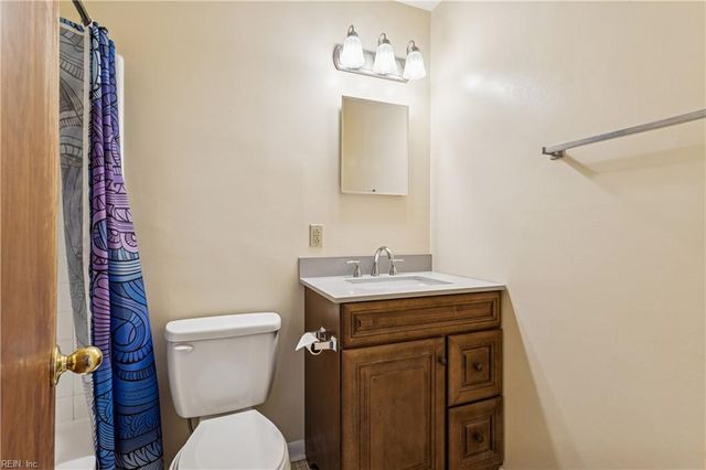 876 Cascade DR, Newport News, VA 23608