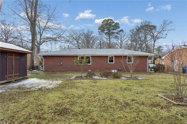 876 Cascade DR, Newport News, VA 23608