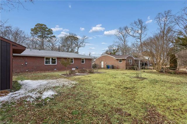 876 Cascade DR, Newport News, VA 23608