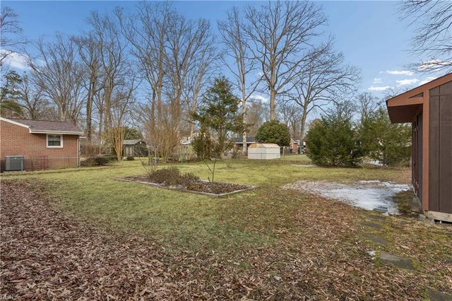 876 Cascade DR, Newport News, VA 23608